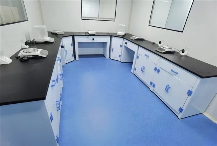 Dikili Çelik Laboratuvarı Merkezi Tezgahı
